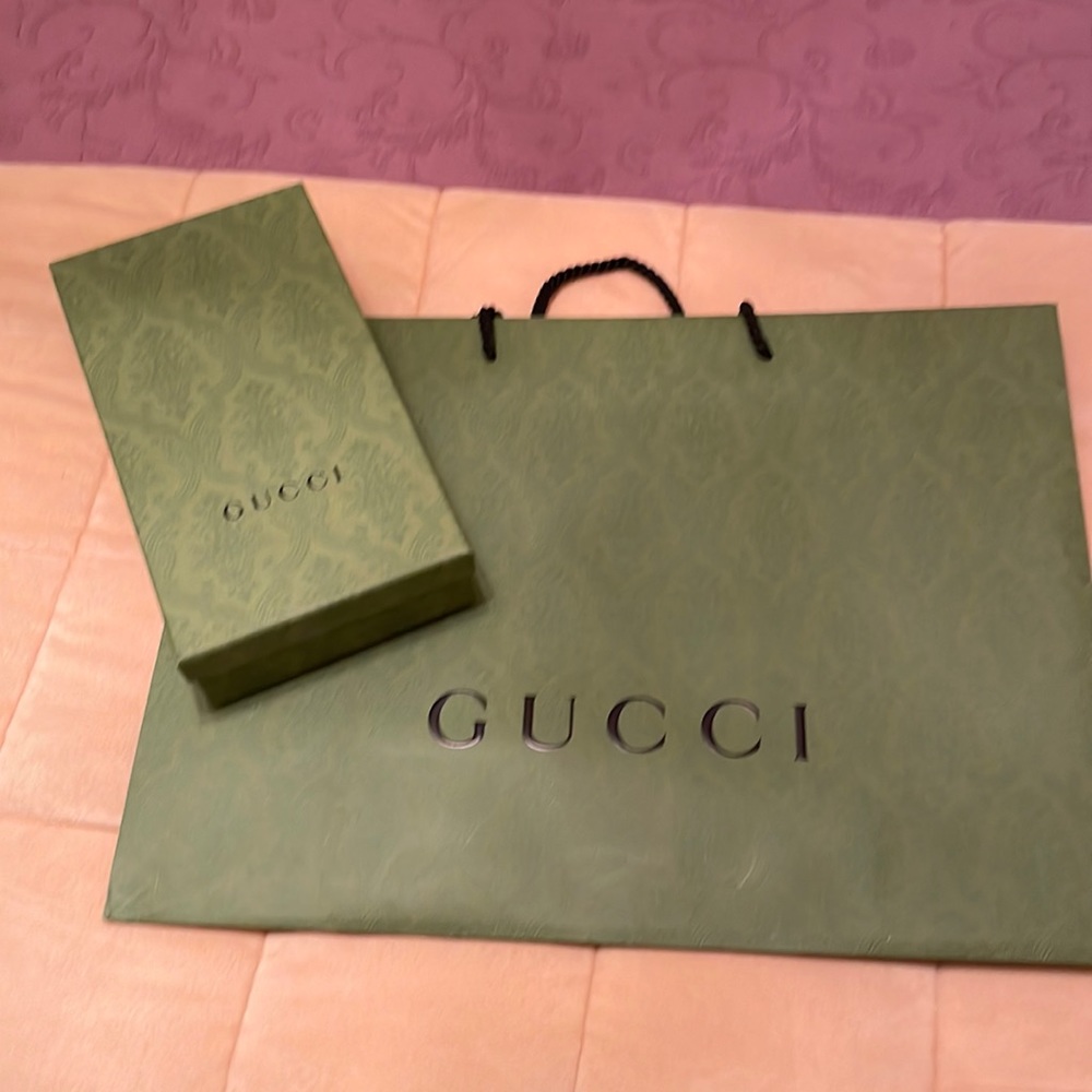 Gucci Bundle - image 1